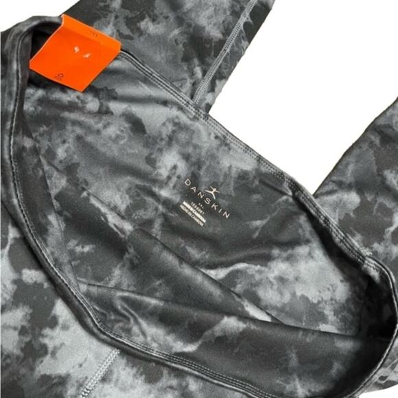 Danskin Active Leggings Soft Tapered Side Pockets Ladies Plus Size XXL NWT - Picture 5 of 8